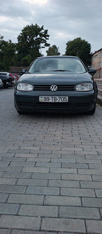 Volkswagen Golf, 3.2 L, 1999 il, 360 000 km — Şəki