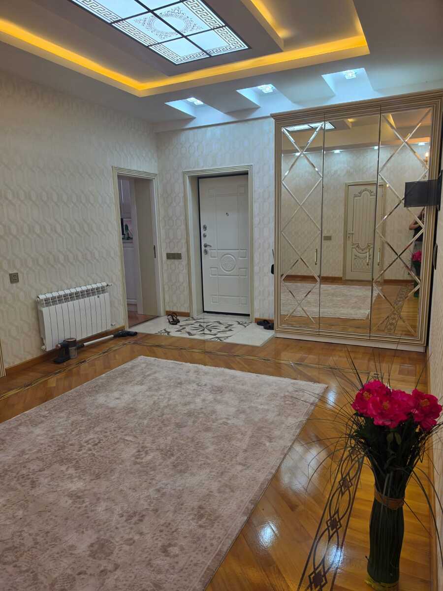 İcarəyə verilir 3 otaqlı yeni tikili 140 m² — Mənzil, Bakı (10)