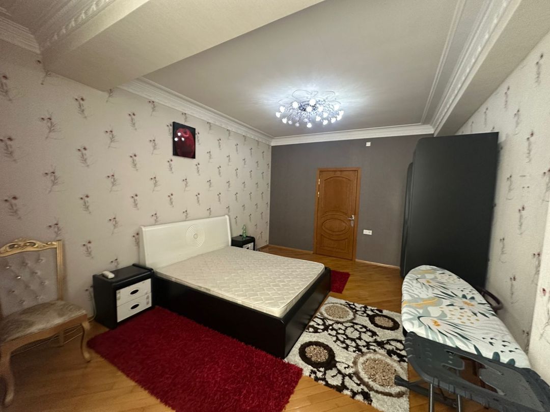 İcarəyə verilir 3 otaqlı yeni tikili 140 m² — Mənzil, Bakı (8)