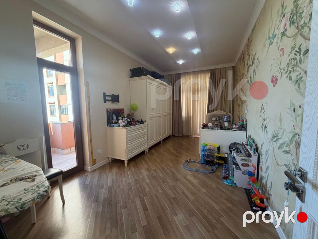 Satılır 4 otaqlı köhnə tikili 160 m² — Mənzil, Bakı (4)