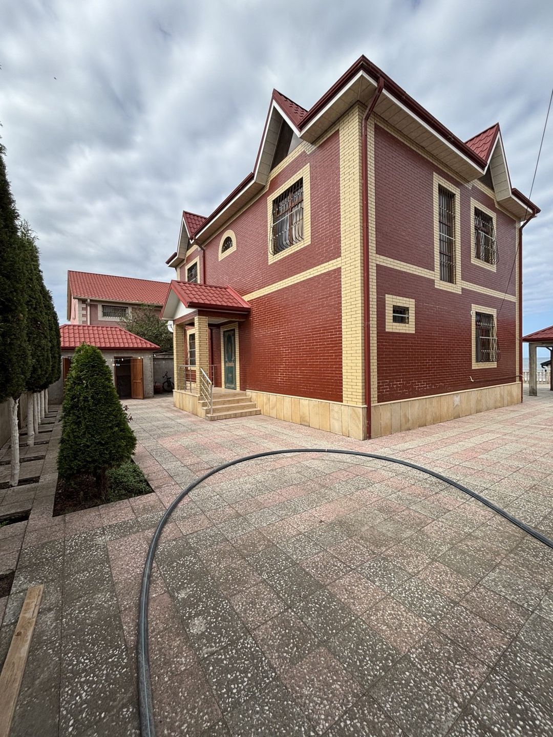 Satılır 5 otaqlı həyət evi/bağ evi 216 m² — Ev, villa, Xaçmaz