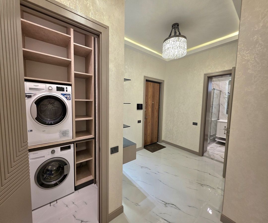Satılır 4 otaqlı yeni tikili 160 m² — Mənzil, Bakı (9)