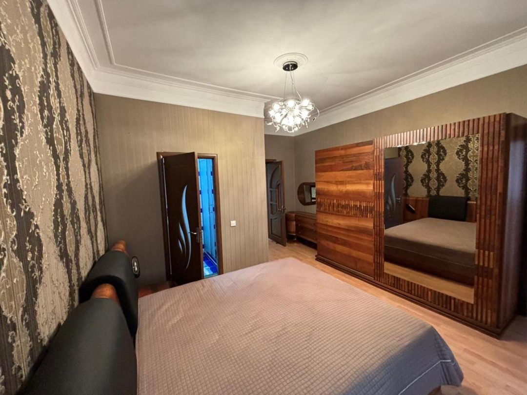 Satılır 9 otaqlı həyət evi/bağ evi 500 m² — Ev, villa, Bakı (9)