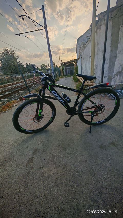 BMx GTR 898 dağ velosipedi Her seyi işlekdi cemi 2 ay surlub qabağ — Bakı