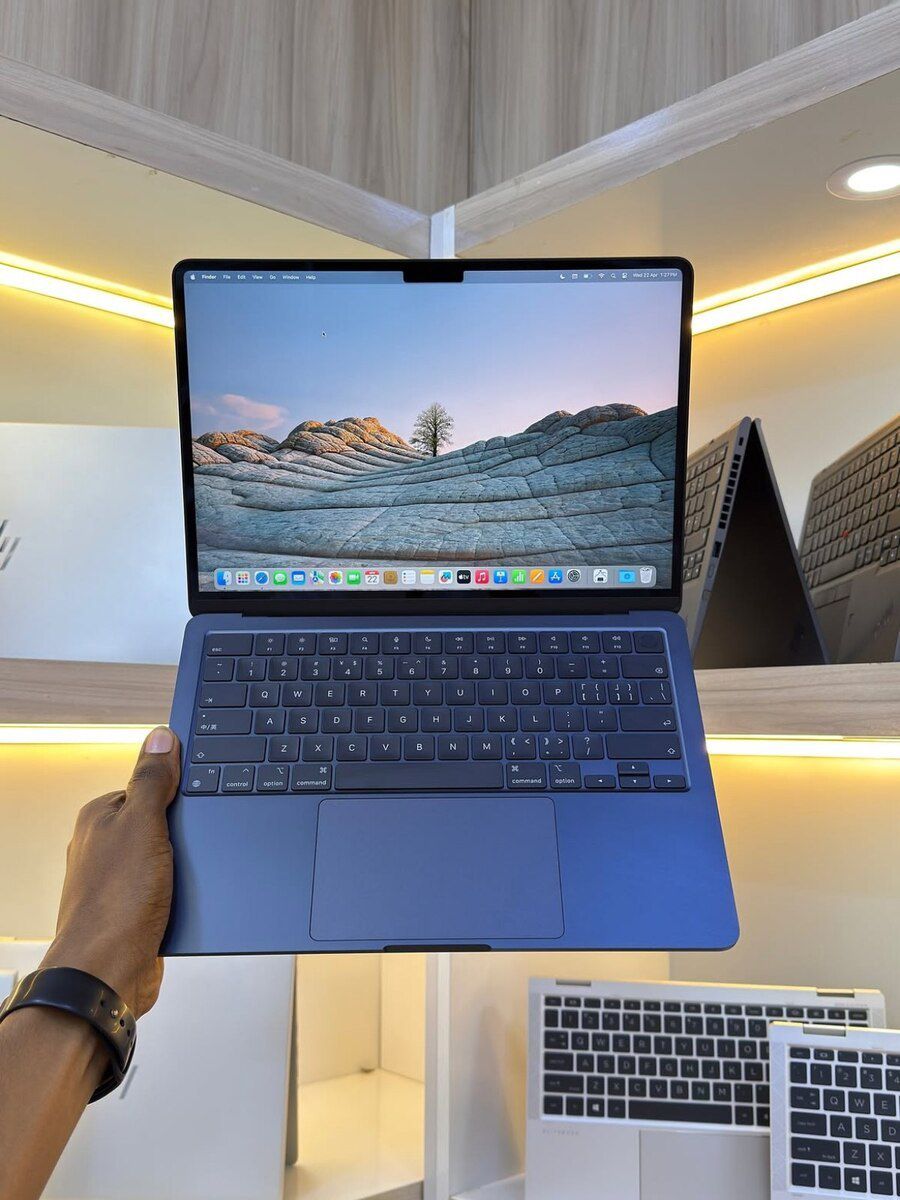 Apple Macbook Air-13 M2 256 GB — Elektronika, Bakı (2)