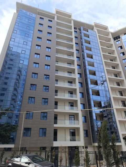 Satılır 1 otaqlı yeni tikili 72 m² — Bakı