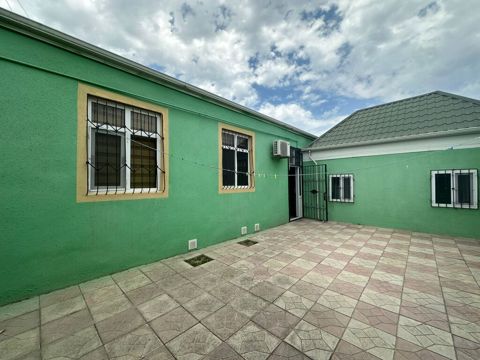 Satılır 4 otaqlı həyət evi/bağ evi 120 m² — Bakı