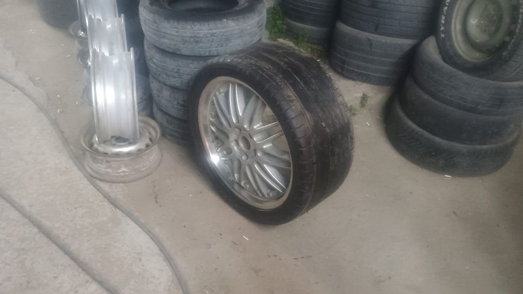 BMW E38, F10 təkərləri 305/30 R20, 265/35 R20 — Ehtiyat hissələri və aksesuarlar, Bakı (2)
