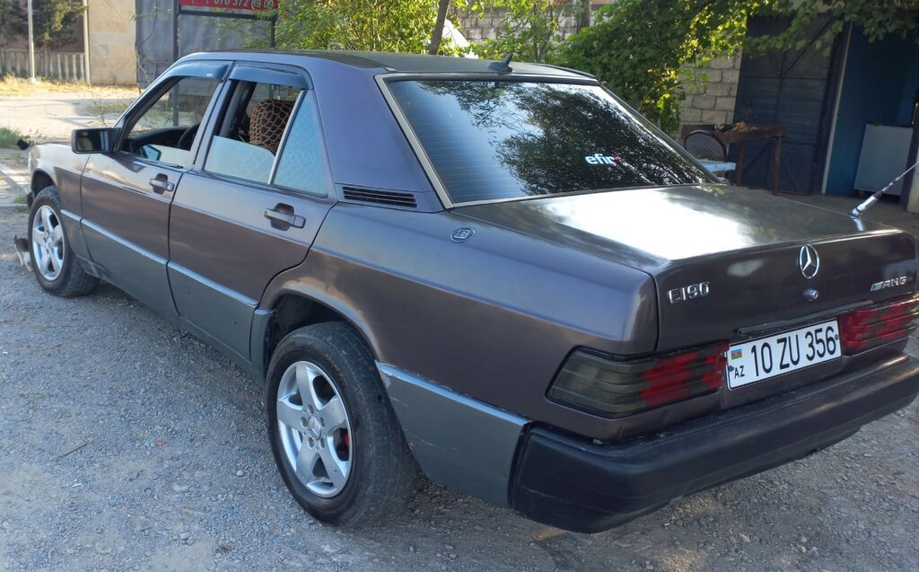 Mercedes-Benz 190 (W201) sedan - Kuzov: 4 qapılı sedan, tünd qəhvəyi — Avtomobillər, Bakı (2)