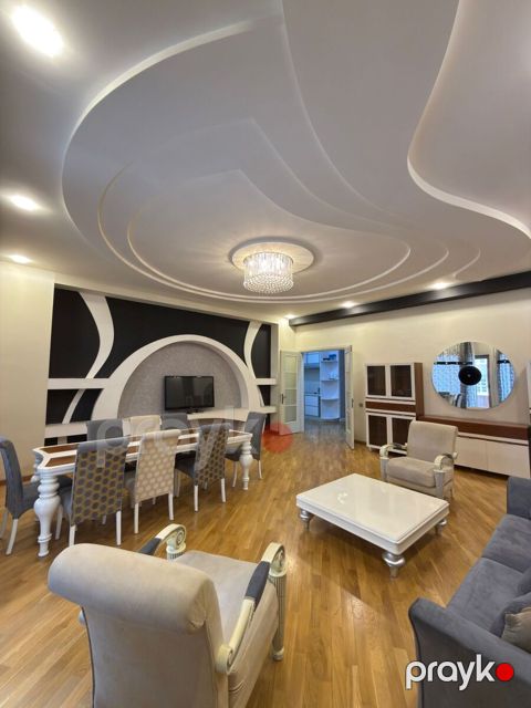 Satılır 3 otaqlı yeni tikili 167 m²