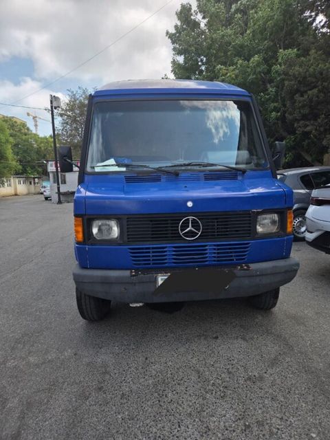 Mercedes 208 D, 2.3 L, 1993 il, 339 626 km — Bakı