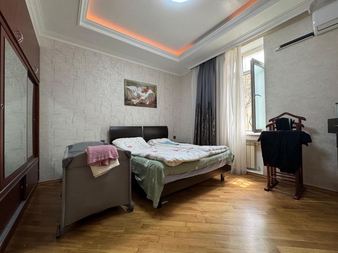 Satılır 4 otaqlı köhnə tikili 127.7 m² — Mənzil, Bakı (8)