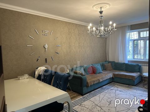 Satılır 3 otaqlı köhnə tikili 65 m²