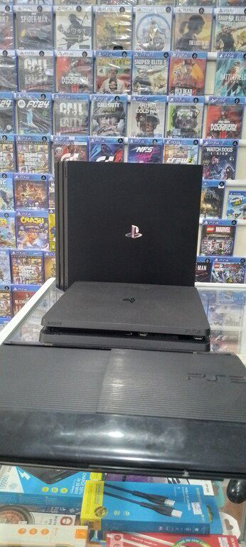 Sony PlayStation 4 Pro 1 TB — Bakı