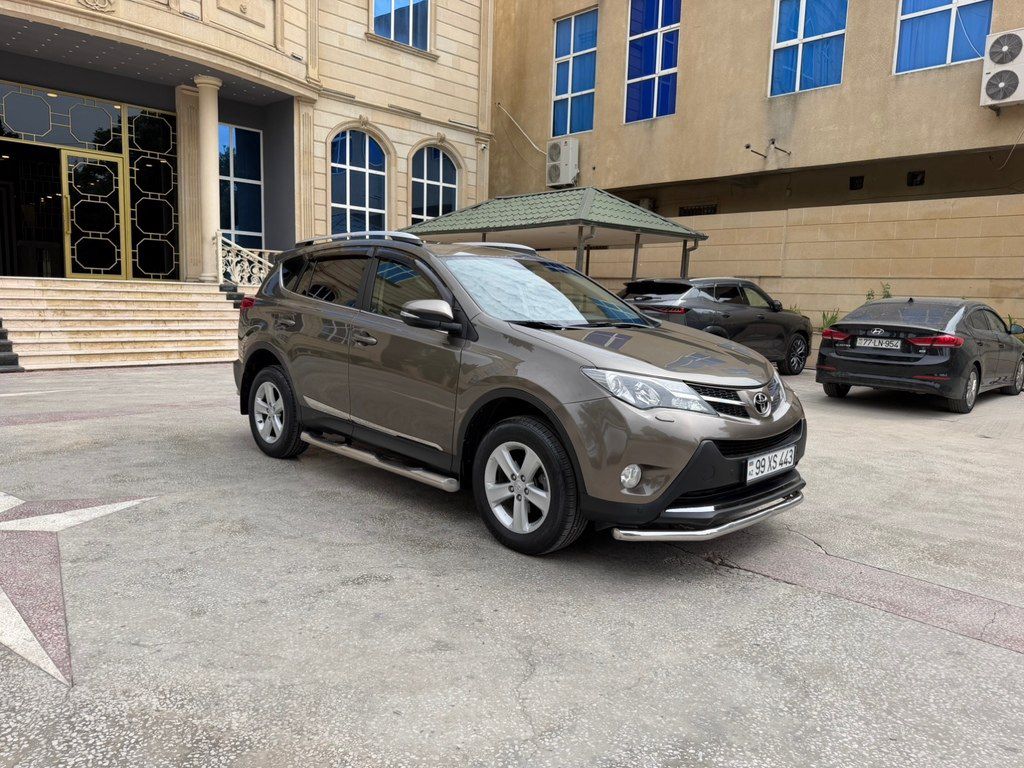 Toyota RAV4, 2.0 L, 2013 il, 130 000 km — Avtomobillər, Bakı (5)