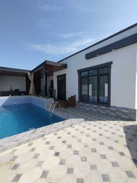 Satılır 4 otaqlı həyət evi/bağ evi 165 m² — Bakı