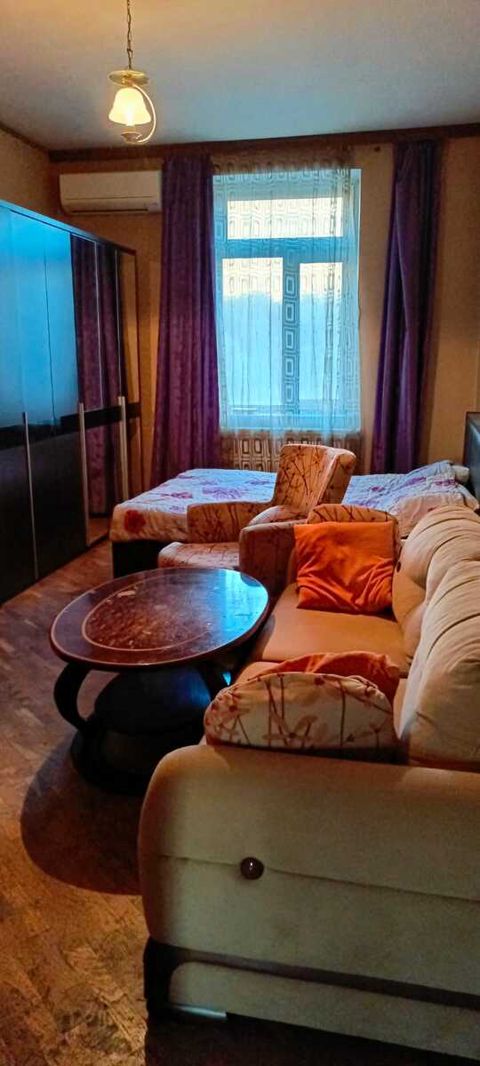 Satılır 2 otaqlı köhnə tikili 55 m² — Bakı