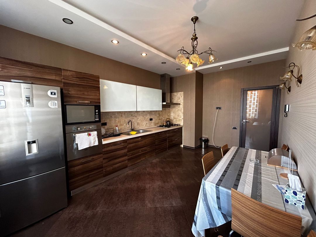 İcarəyə verilir 3 otaqlı yeni tikili 166 m² — Mənzil, Bakı (12)