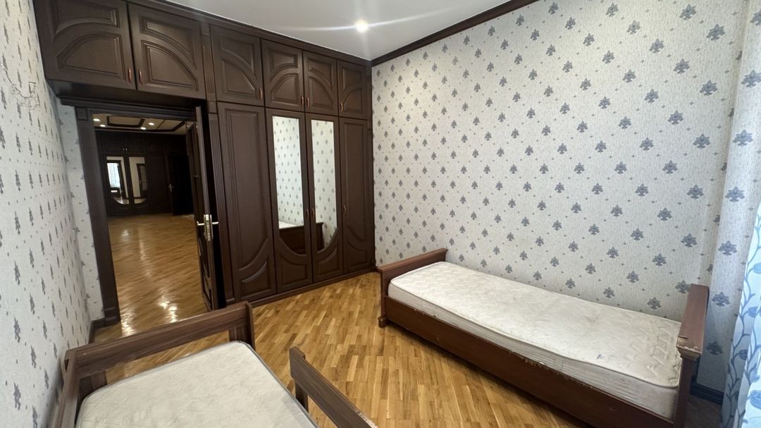 İcarəyə verilir 5 otaqlı yeni tikili 240 m² — Mənzil, Bakı (7)