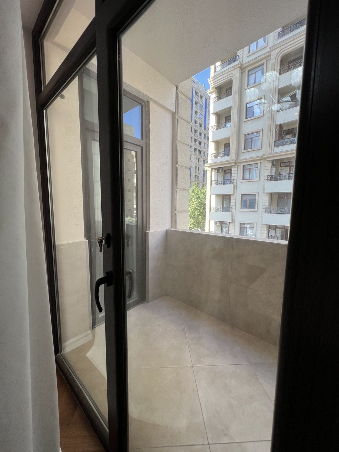 Satılır 2 otaqlı yeni tikili 80 m² — Mənzil, Bakı (11)