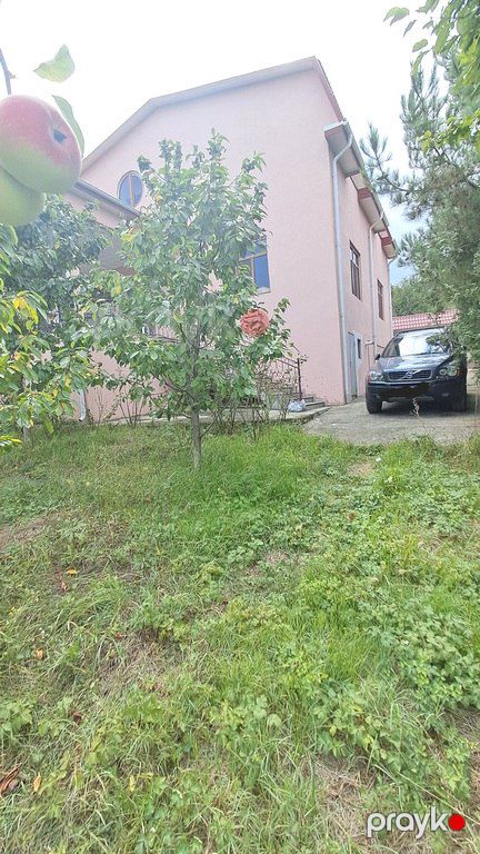 Satılır 4 otaqlı həyət evi/bağ evi 200 m² — Ev, villa, Quba (2)