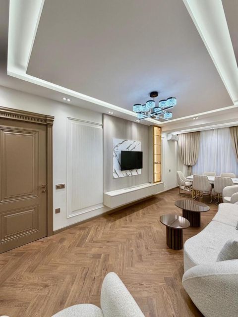 İcarəyə verilir 4 otaqlı yeni tikili 130 m² — Bakı