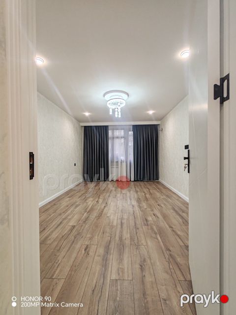 Satılır 3 otaqlı köhnə tikili 75 m²