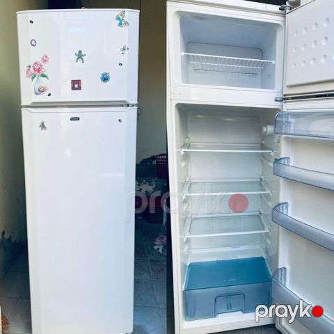 Beko soyuducu 240 azn. Olcu 160x55. Ustada olmayib. İslekdir. Unvan — Bakı