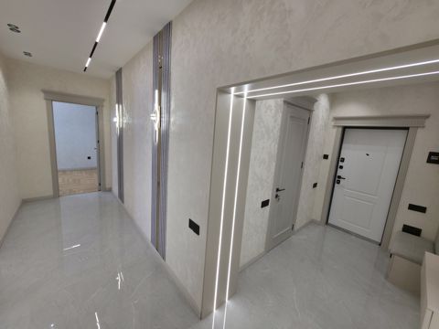 Satılır 2 otaqlı yeni tikili 78 m² — Bakı