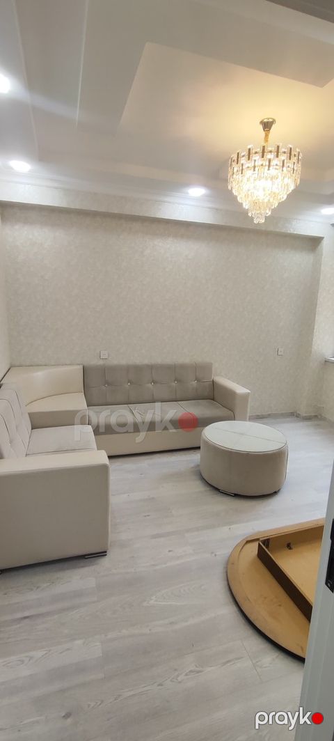 İcarəyə verilir 2 otaqlı yeni tikili 50 m²