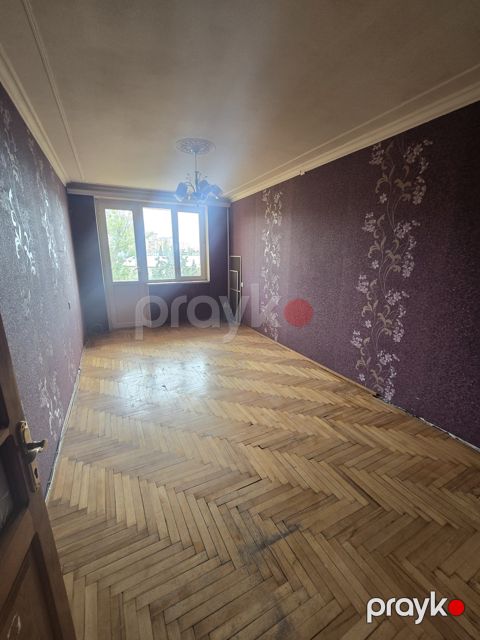İcarəyə verilir 2 otaqlı köhnə tikili 60 m²