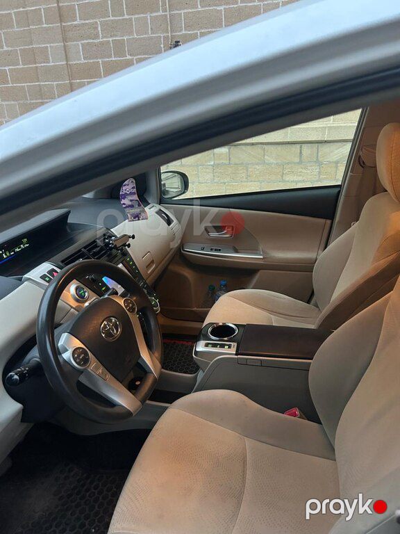Toyota Prius V, 1.8 L, 1.3 kWh, 2014 il, 180 435 km — Avtomobillər, Bakı (5)
