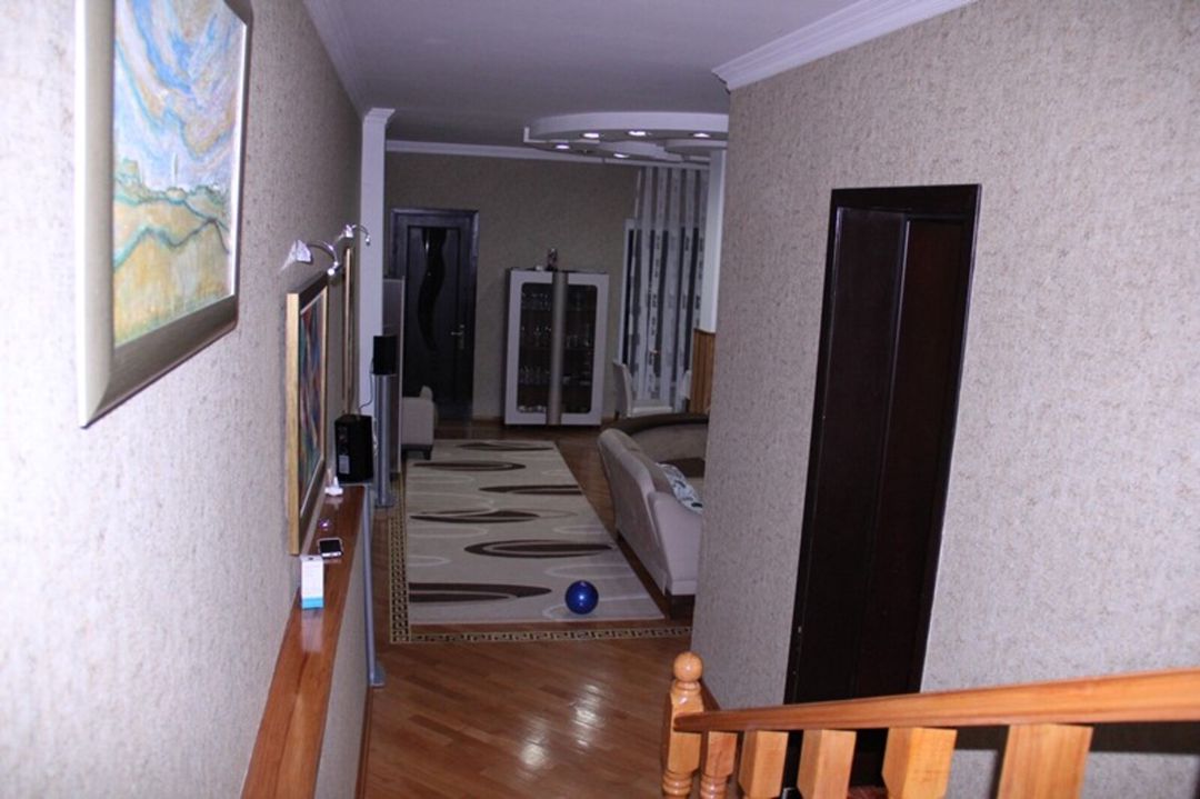 İcarəyə verilir 4 otaqlı həyət evi/bağ evi 180 m² — Ev, villa, Bakı (8)