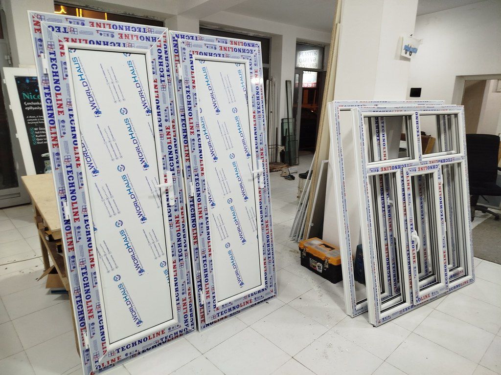 Plastik pəncərə və qapı — Təmir və inşaat, Bakı (10)