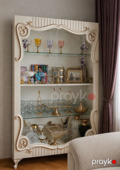 Klassik üslubda vitrin-dolab - Material: yüksək keyfiyyətli MDF — Bakı