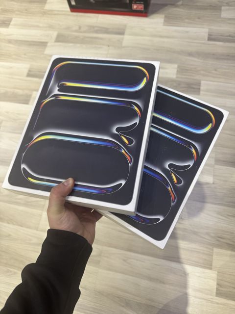 Apple iPad Pro 13-inch 512GB M5 Chip Wi-Fi — Bakı