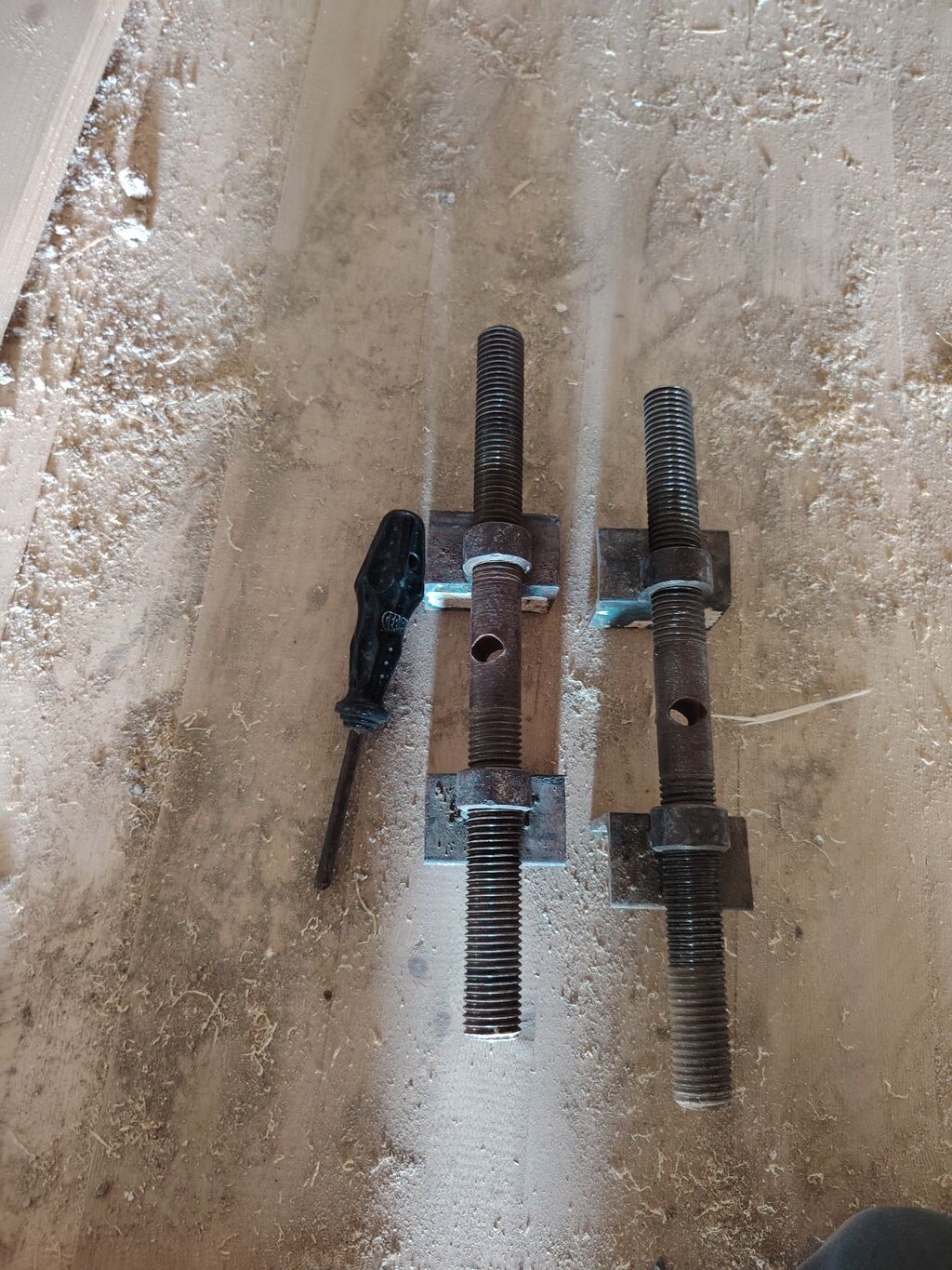 Pol sıxan satılır cəm halında 50 kv yer sıxılıb cemi. Yaxşı — Təmir və inşaat, Digah