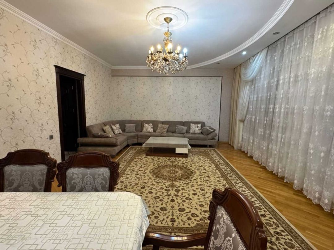 Satılır 3 otaqlı yeni tikili 140 m² — Mənzil, Bakı (2)