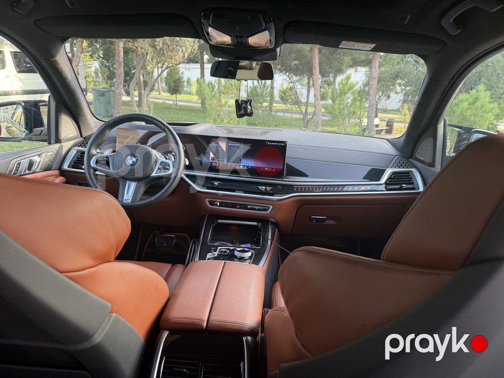 BMW X7, 3.0 L, 2025 il, 18 000 km — Avtomobillər, Bakı (8)