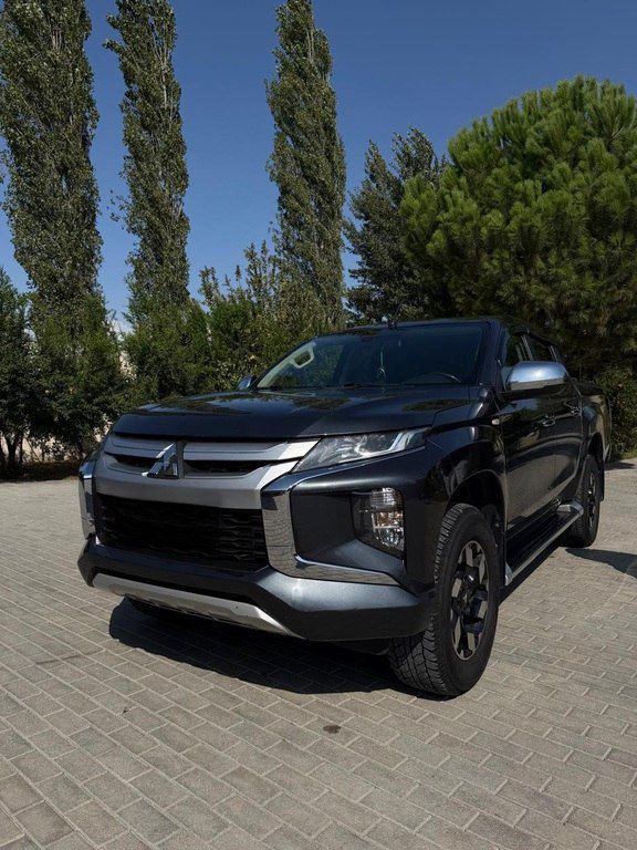 Mitsubishi L200, 2.4 L, 2020 il, 160 000 km — Avtomobillər, Bakı (2)