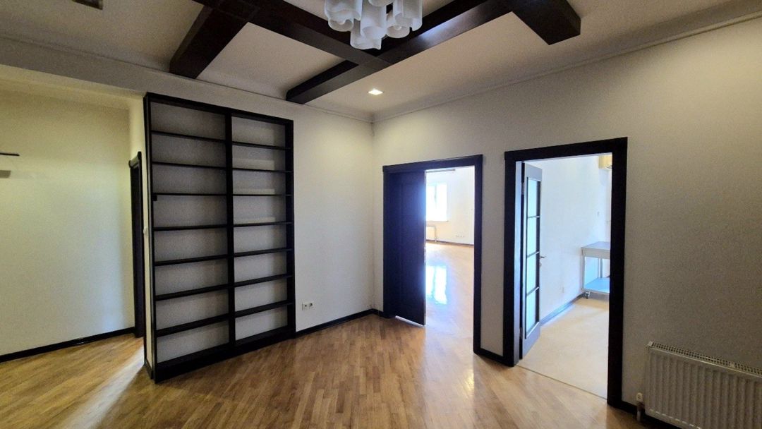 Satılır 5 otaqlı yeni tikili 200 m² — Mənzil, Bakı (9)