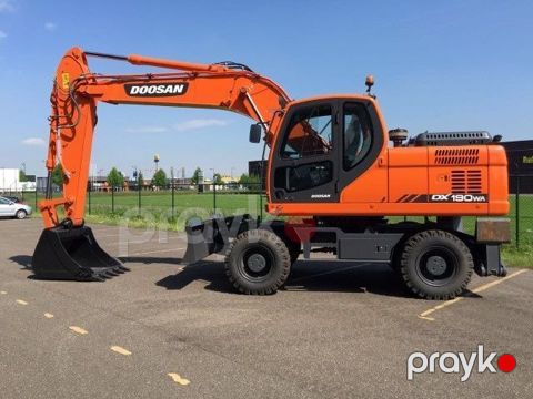 Traktor və "Kamaz" xidmətləri