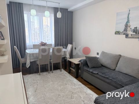 Satılır 3 otaqlı köhnə tikili 80 m²
