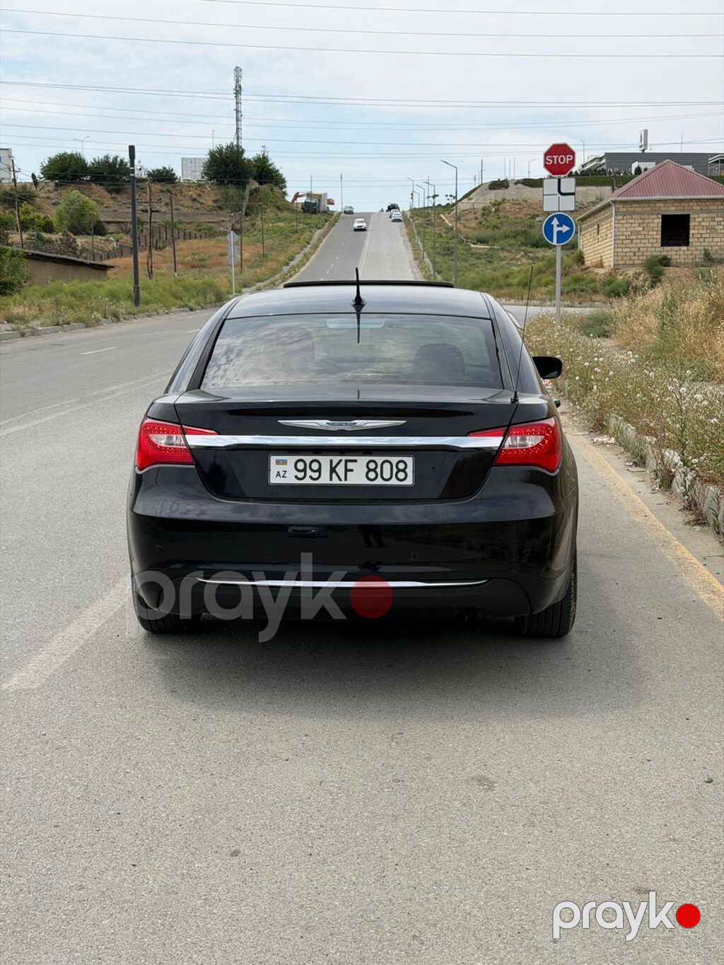 Chrysler 200, qara rəng, sedan kuzov. Xarici xüsusiyyətlər: - Xrom ön 99-KF-808 — Avtomobillər, Sumqayıt (2)