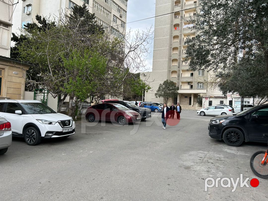 Satılır 3 otaqlı köhnə tikili 70 m² — Mənzil, Bakı (6)