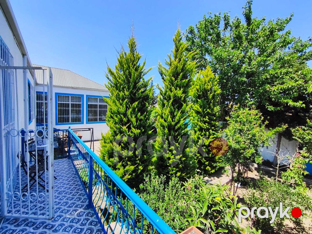 Satılır 6 otaqlı həyət evi/bağ evi 300 m² — Ev, villa, Bakı (2)