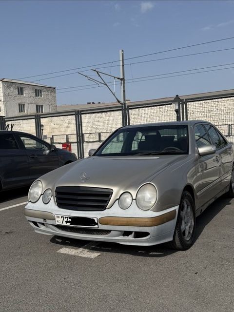 Mercedes E 320 4MATIC, 3.2 L, 1996 il, 300 000 km — Bakı
