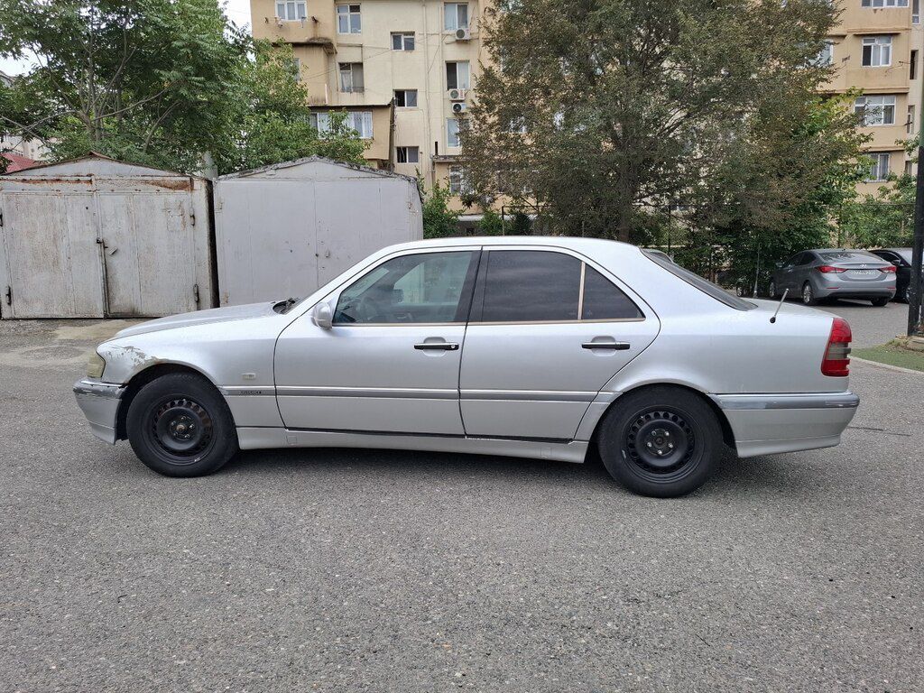 Mercedes C 200, 2.0 L, 1998 il, 300 000 km — Avtomobillər, Bakı (5)
