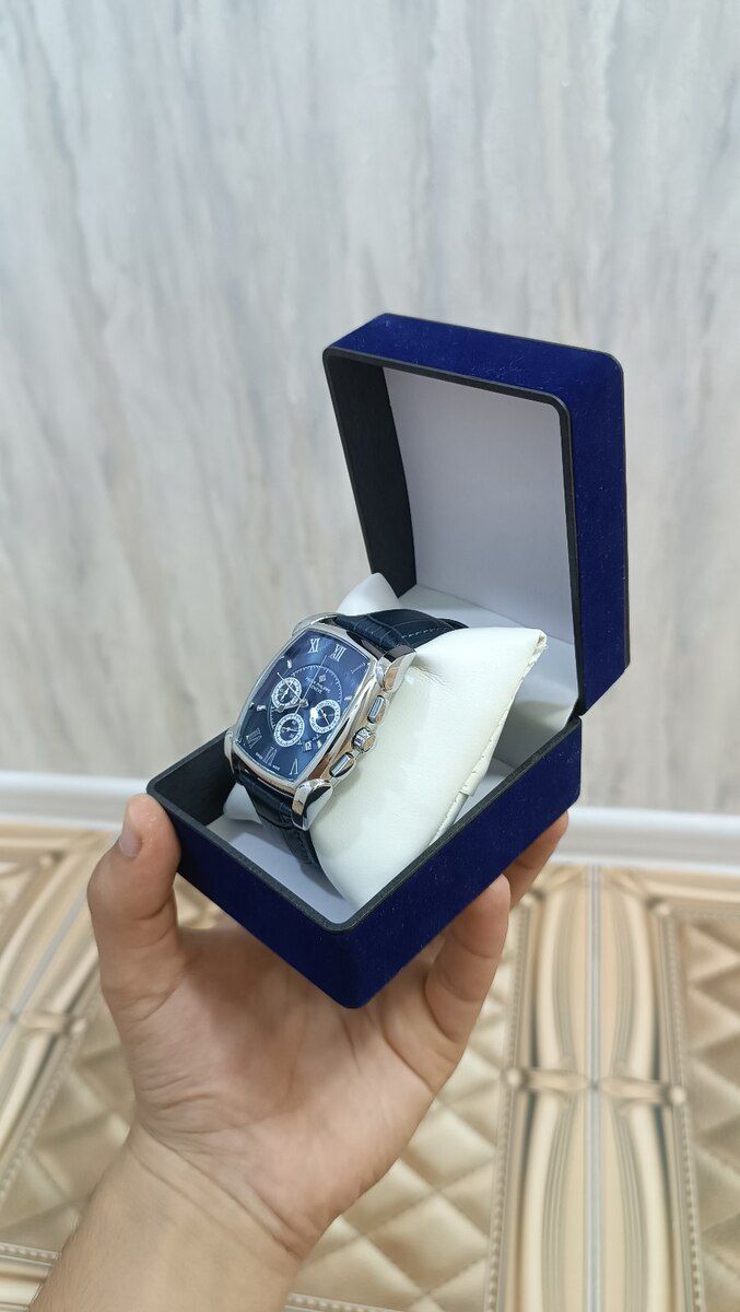 Patek Philippe qol saatı — Şəxsi əşyalar, Bakı (4)