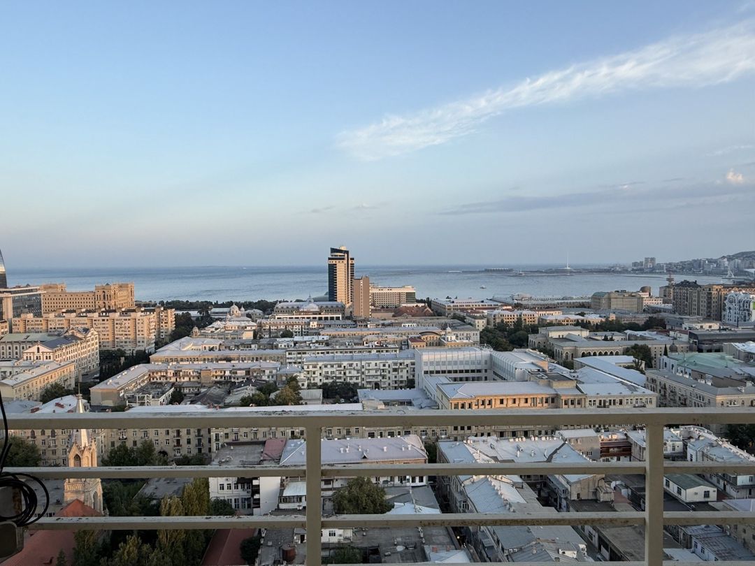 Satılır 3 otaqlı yeni tikili 153 m² — Mənzil, Bakı